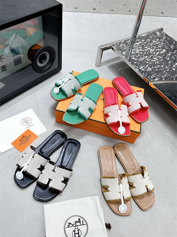 H Slipper