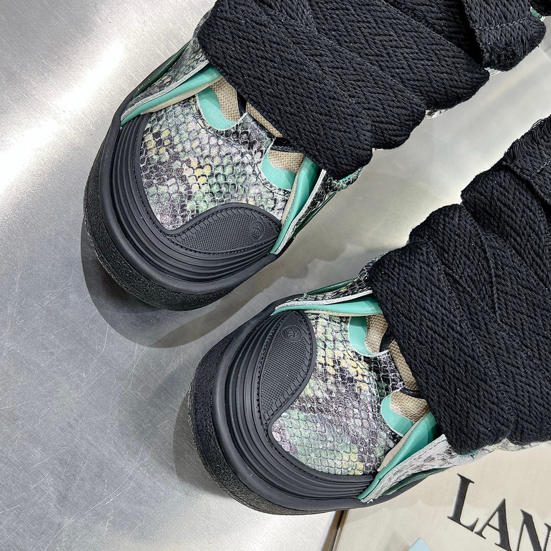 Lanvon Curb Sneaker 18