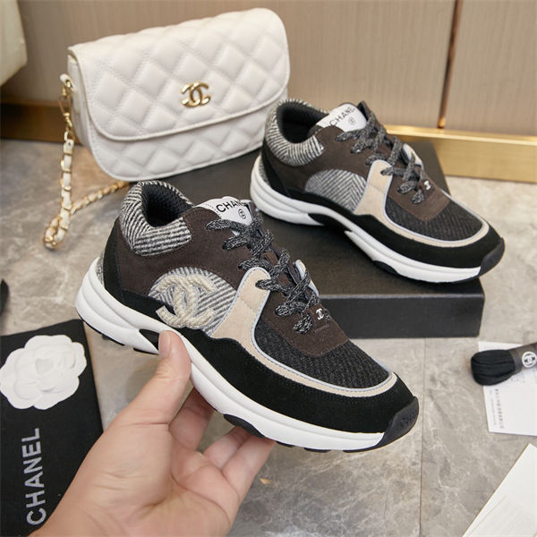Chanal Sneakers
