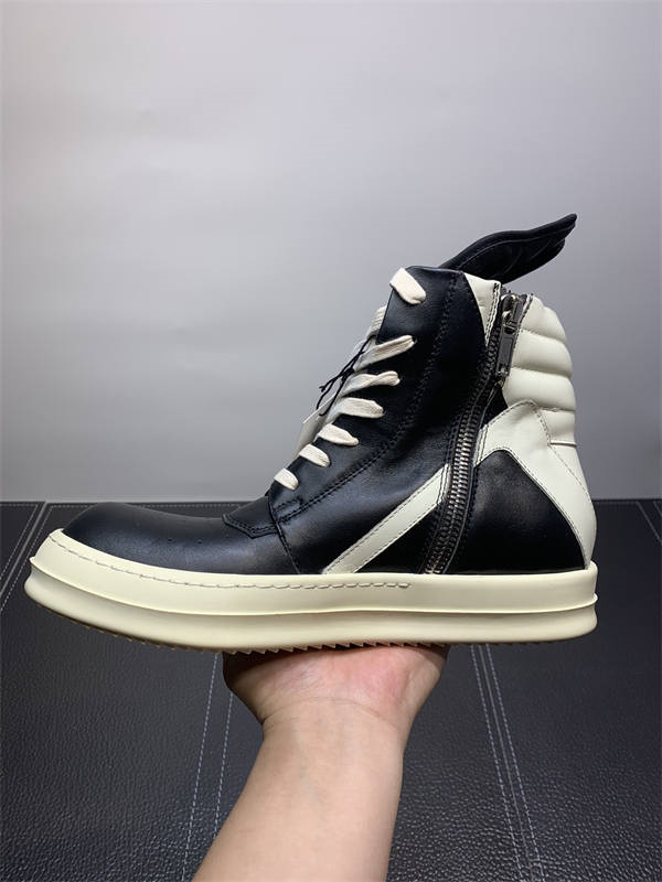RI*K OWENS SNEAKERS