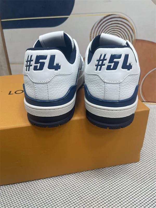 LV070