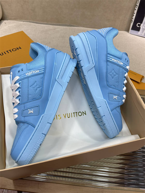 LV075