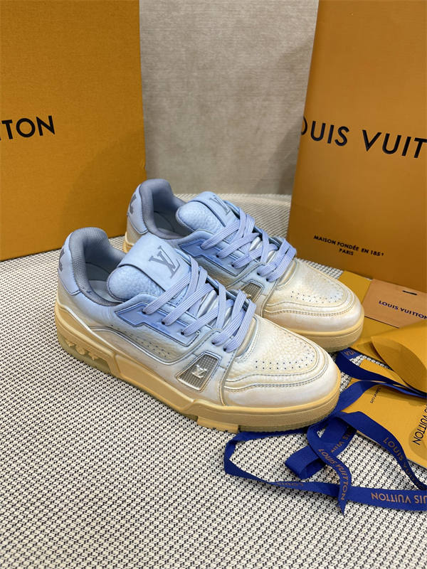 LV085