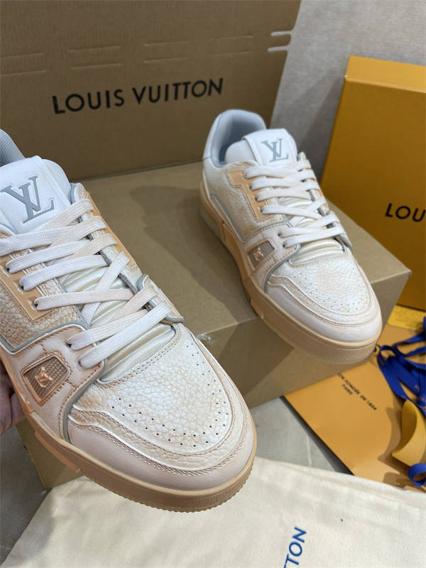 LV086