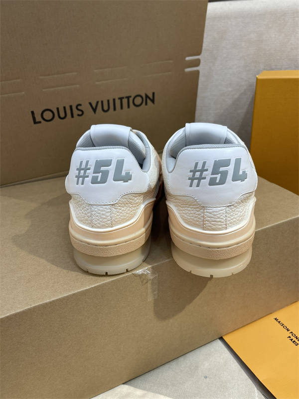 LV086