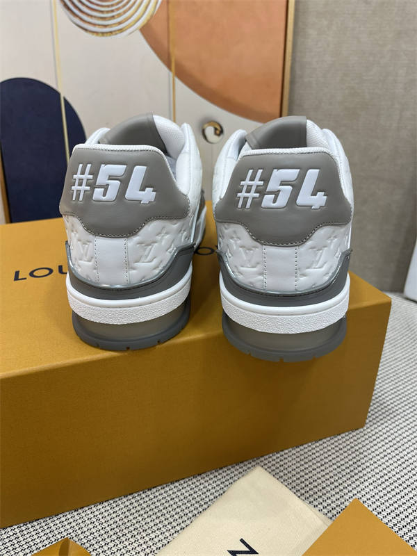 LV100V