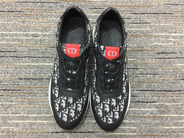 Dior Sneaker