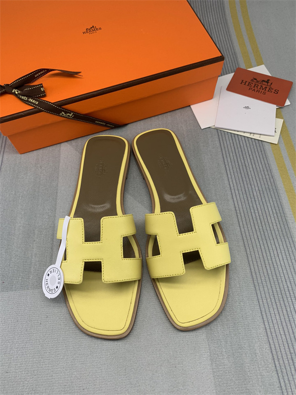 H Slipper
