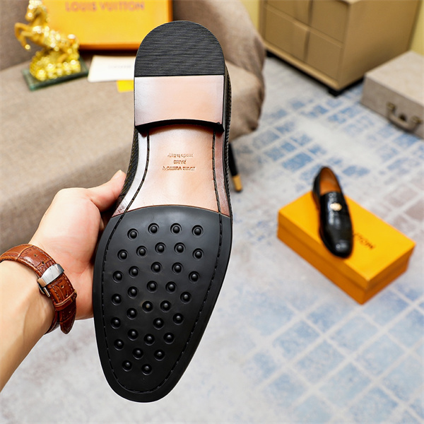 Lv Loafer 039