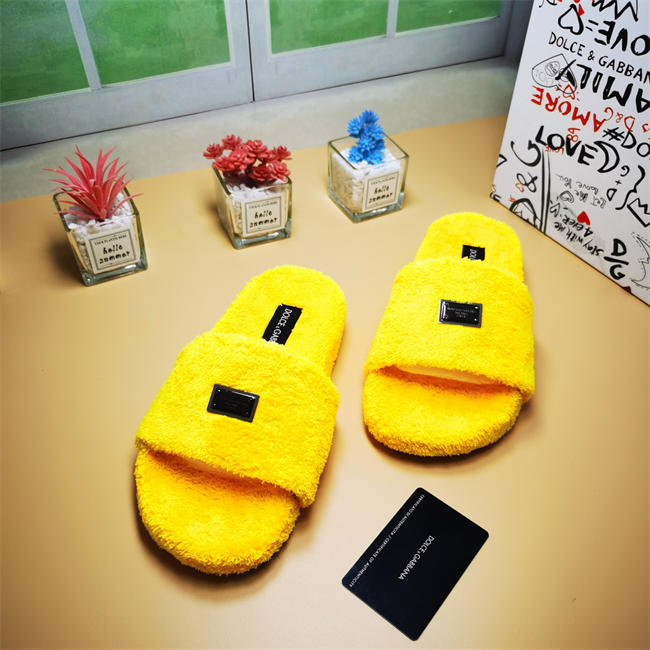 DG slipper 11