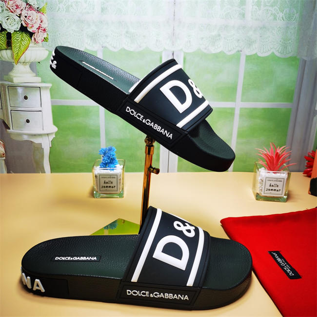 DG slipper 27