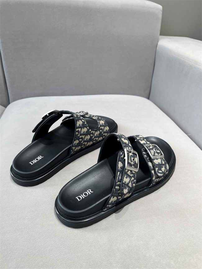 Dio Slipper