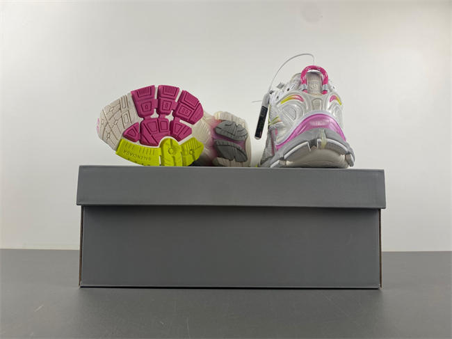 Balenciaga 772767-WRUNG 9517