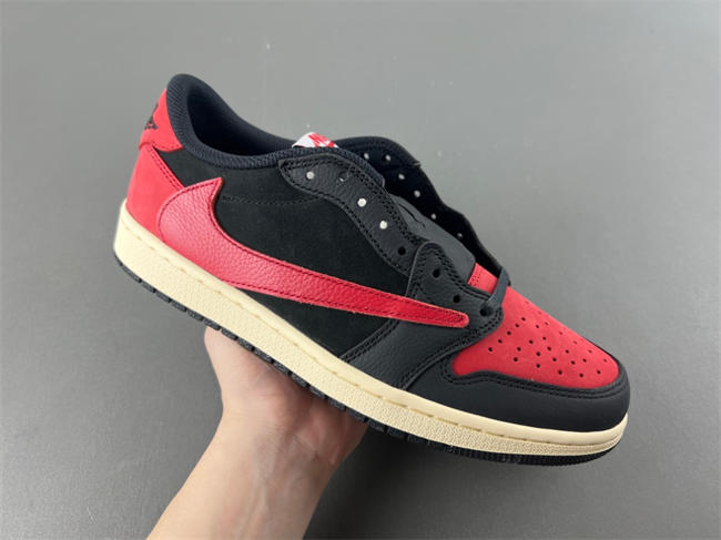 Travis Scott x Air Jordan 1 Low