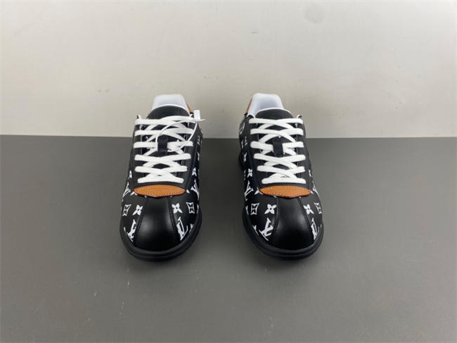 Louis Vuitton LV