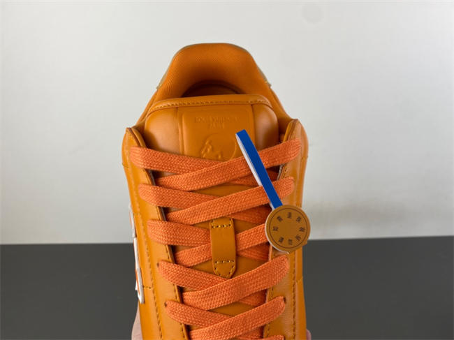 Louis Vuitton LV